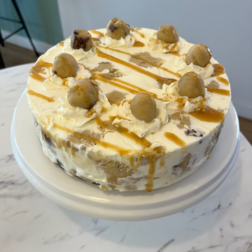 Pâte à biscuit et sucre à la crème